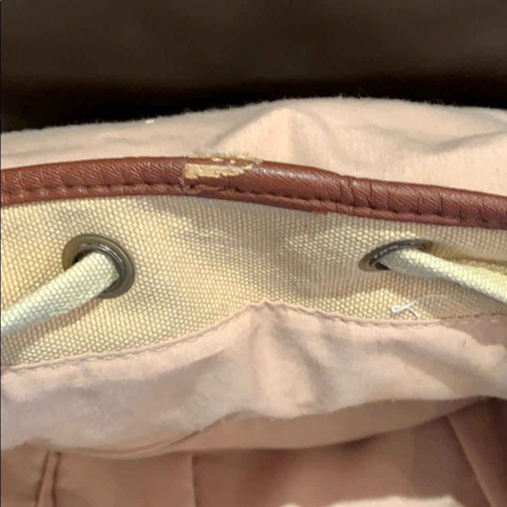 Camel Backpack - Picture 6 of 7